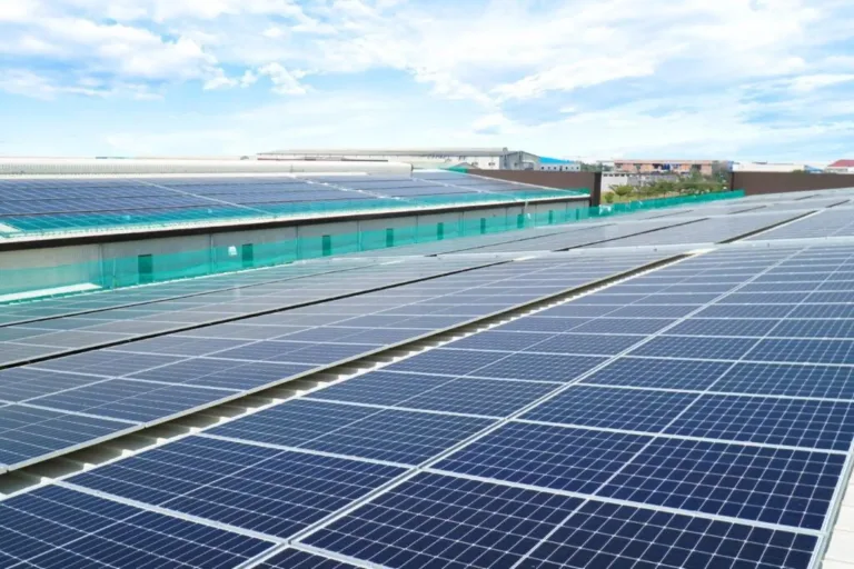 Tổ hợp điện mặt trời áp mái tổng công suất 8.008,8 kW tại KCN Tam Phước